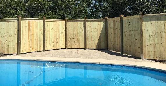 vinyl fencing